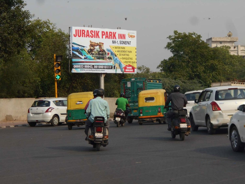 Water Parks Outdoor Campaign in Delhi